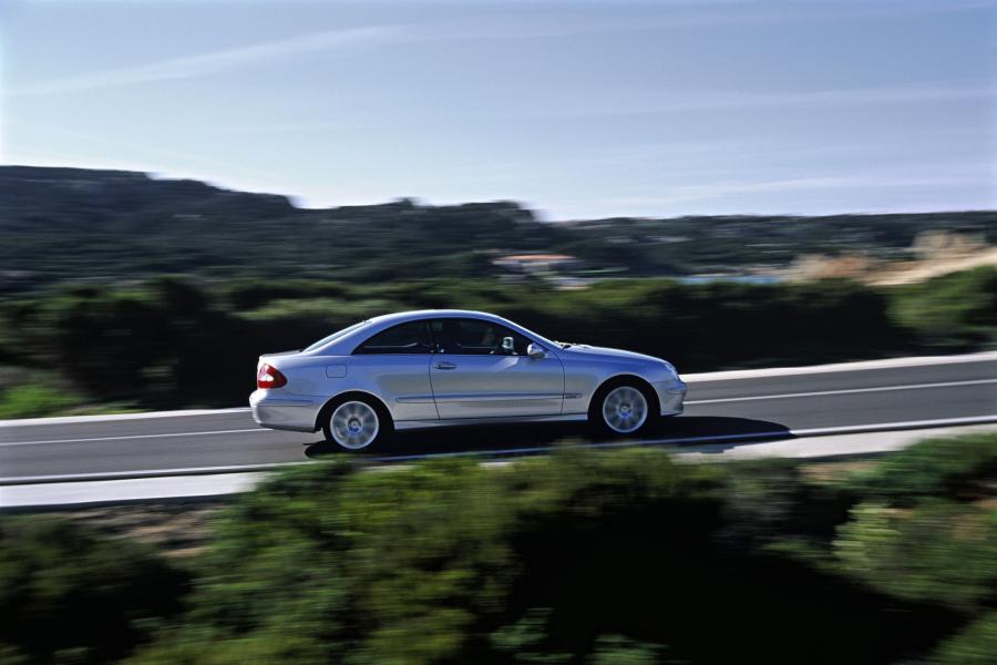  Mercedes-Benz CLK-Class 2006 года  (фото 28 из 33)